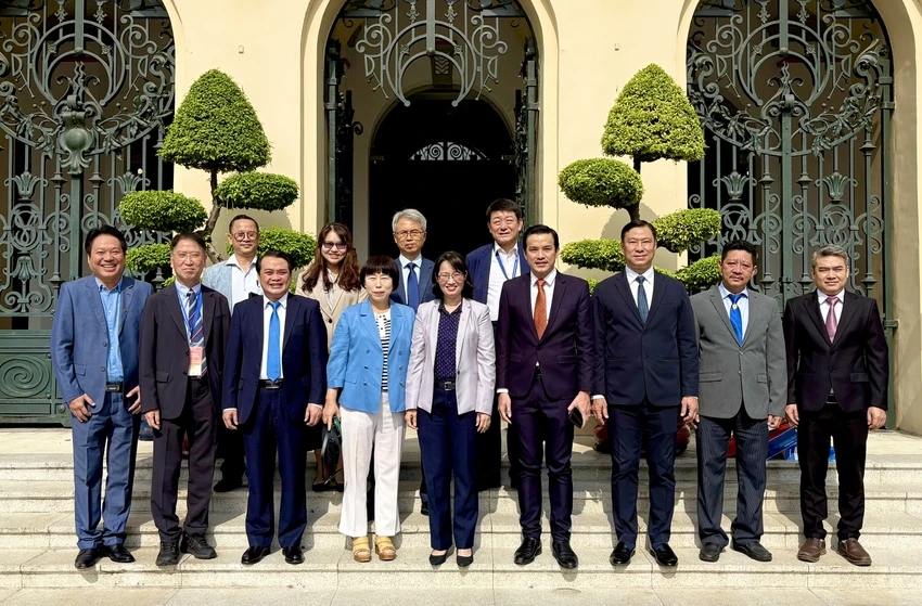 buoc-dot-pha-cua-tp-hcm-va-tp-chungju-tai-lien-hoan-vo-thuat-quoc-te-3-3969.jpg