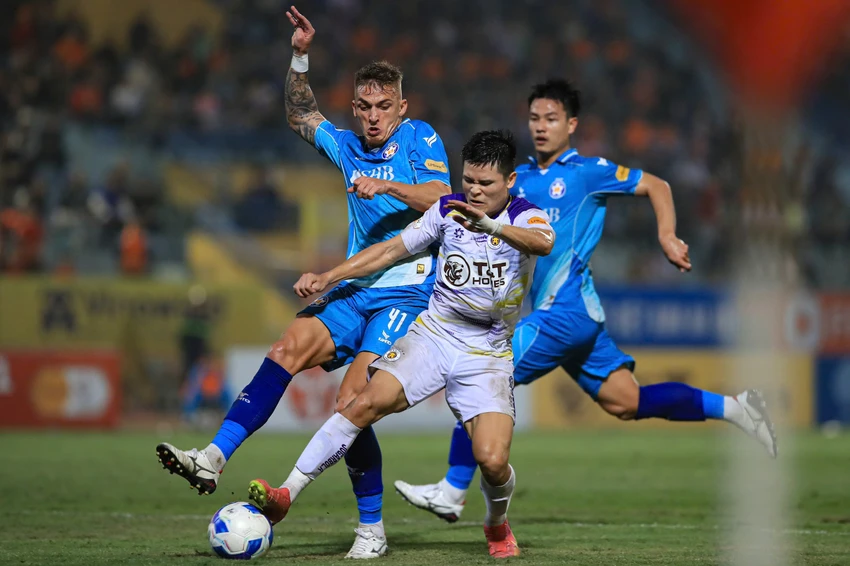 nghet-tho-dua-tru-hang-v-league-2024-2025 (4).jpg