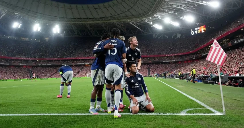 man-united-gay-soc-voi-thanh-tich-bat-bai-o-cup-chau-au (3).jpg