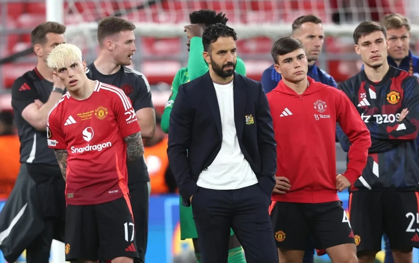 mu-choi-te-hai-hlv-ruben-amorim-nhan-loi-sau-tran-thua-asean-all-stars (3).jpg