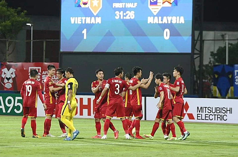 khong-co-son-va-cong-phuong-tuyen-viet-nam-van-con-3-sat-thu (1).jpg