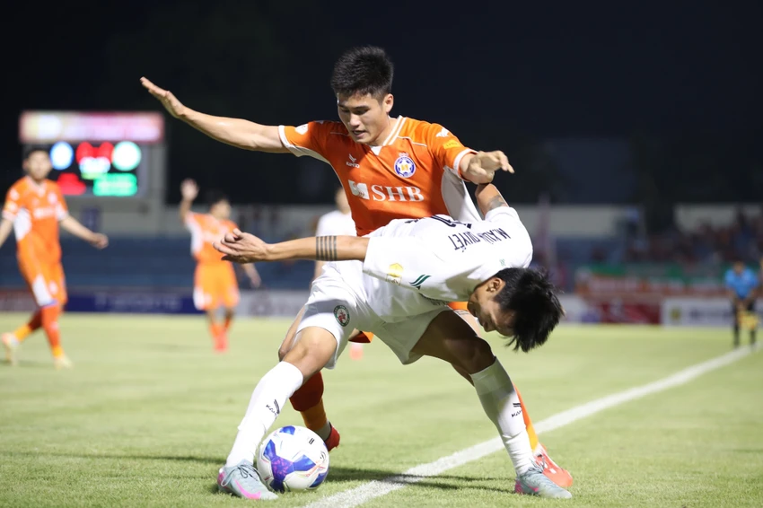 clb-binh-dinh-mong-manh-nhat-trong-nhom-co-nguy-co-xuong-hang (2).jpg