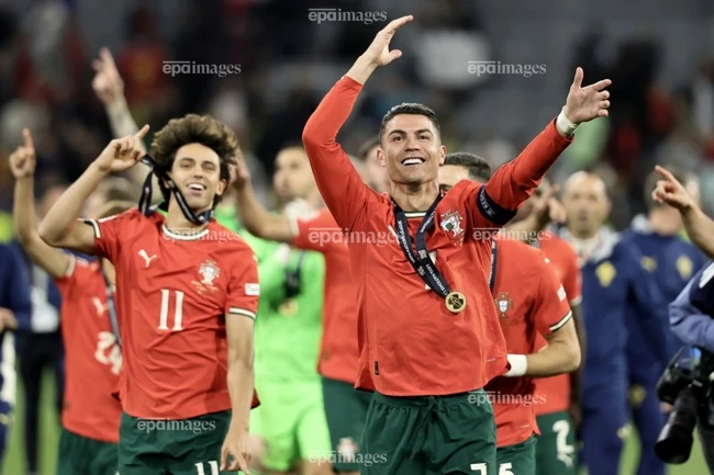 sieu-sao-messi-toi-khong-phai-ban-cua-ronaldo (4).jpg