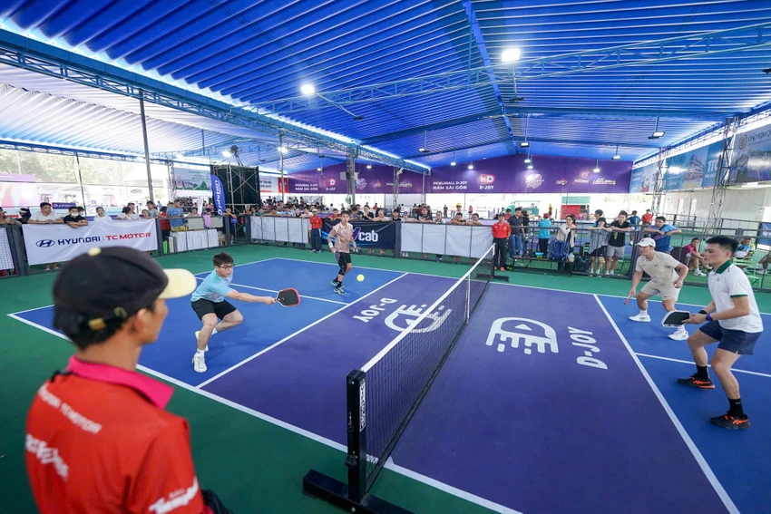 the-thao-cao-thuong-va-nhan-sac-len-ngoi-o-giai-pickleball-viet-nam (16).jpg
