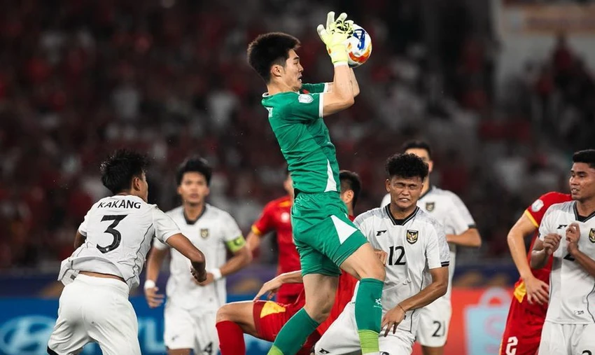 thua-viet-nam-hlv-vanenburg-mat-ghe-o-tuyen-u-23-indonesia-tai-sea-games-33(6).jpeg