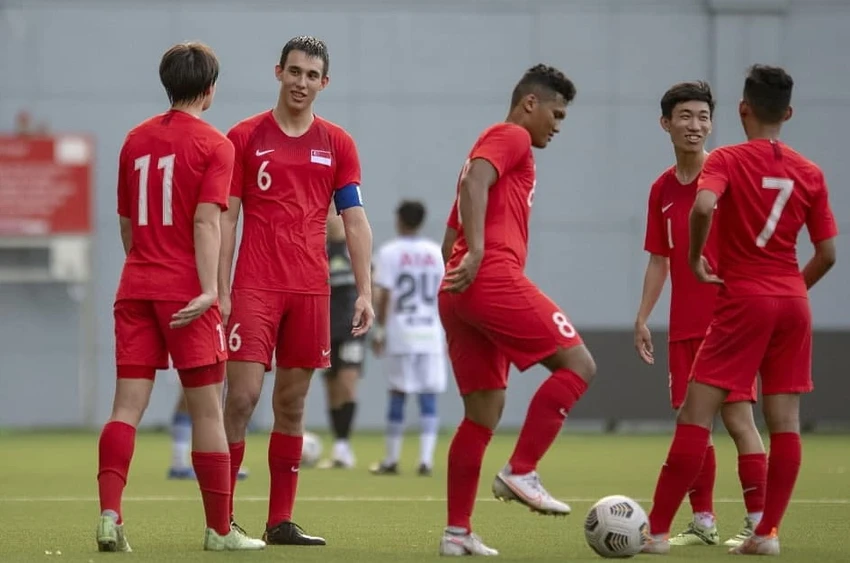 khang-cao-thanh-cong-u-22-singapore-va-soh-rui-yong-tham-du-sea-games-33 (2).jpeg