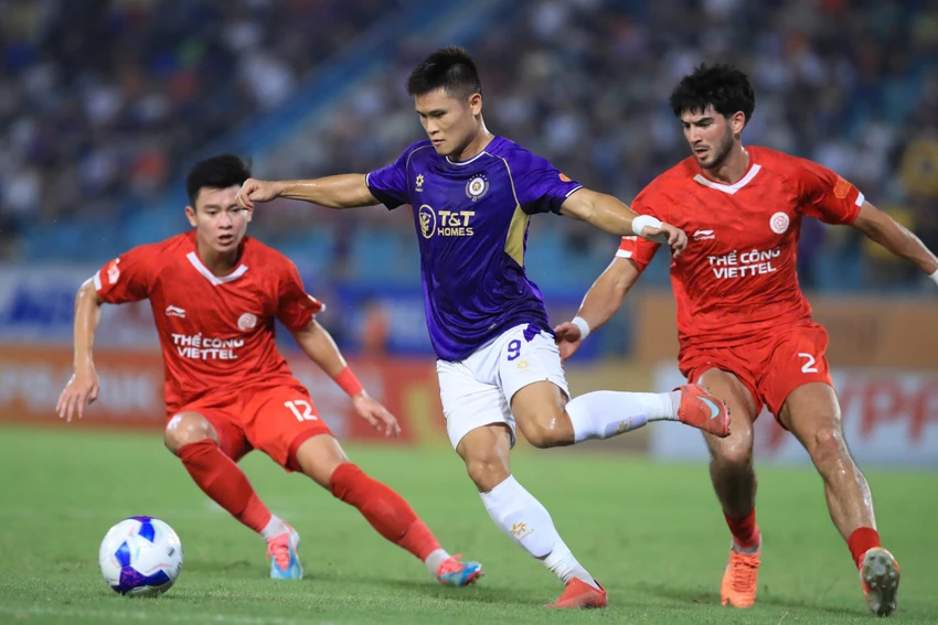 tan-binh-vuot-mui-nha-duong-kim-vo-dich-v-league-va-bat-ngo-o-vong-4 (3).jpg