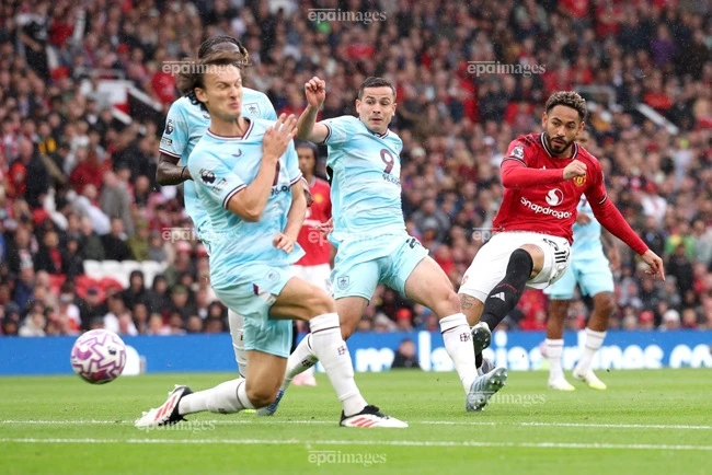 man-united-met-moi-va-man-thu-thach-lon-cho-thay-tro-hlv-ruben-amorim (6).jpg