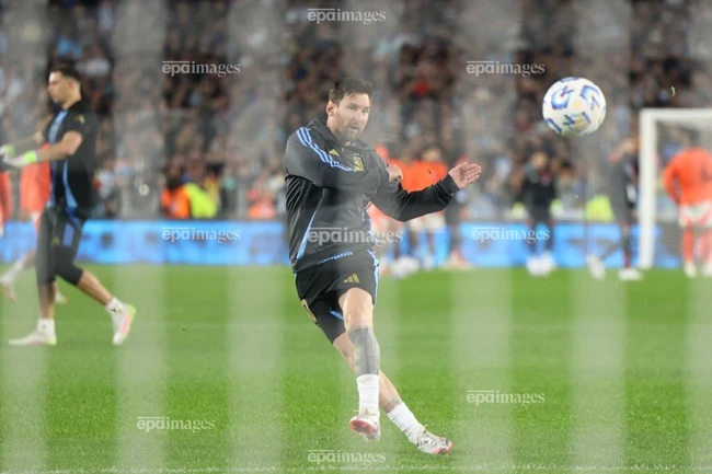 sieu-sao-messi-lai-ruc-sang-voi-hat-trick-va-kien-tao (2).jpg