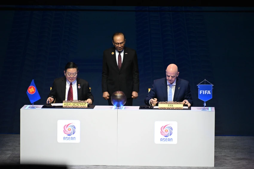 fifa-quan-tam-dac-biet-den-bong-da-viet-nam (1).jpg
