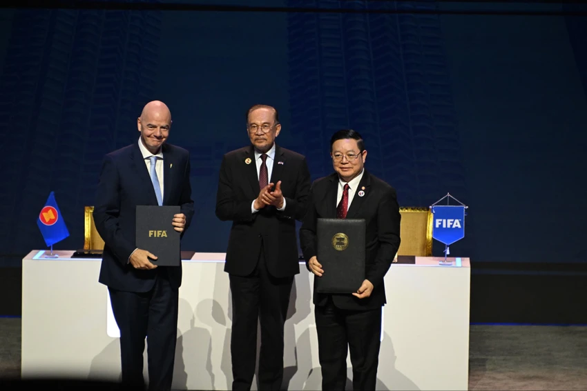 fifa-quan-tam-dac-biet-den-bong-da-viet-nam (2).jpg