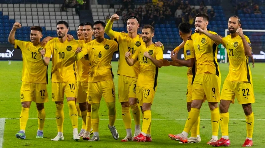 afc-chinh-thuc-len-tieng-ve-lenh-trung-phat-cua-fifa-voi-bong-da-malaysia (4).jpg