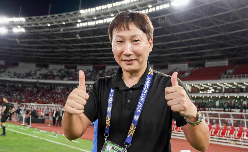 hlv-kim-sang-sik-va-dong-luc-san-vang-sea-games-33 (2).jpg