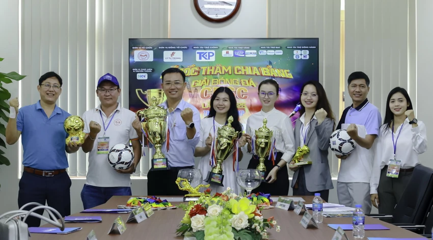 su-tro-lai-an-tuong-cua-giai-bong-da-cbsc (1).JPG