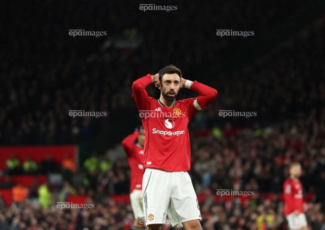 hlv-amorim-that-vong-cung-cuc-voi-manchester-united (4).jpg