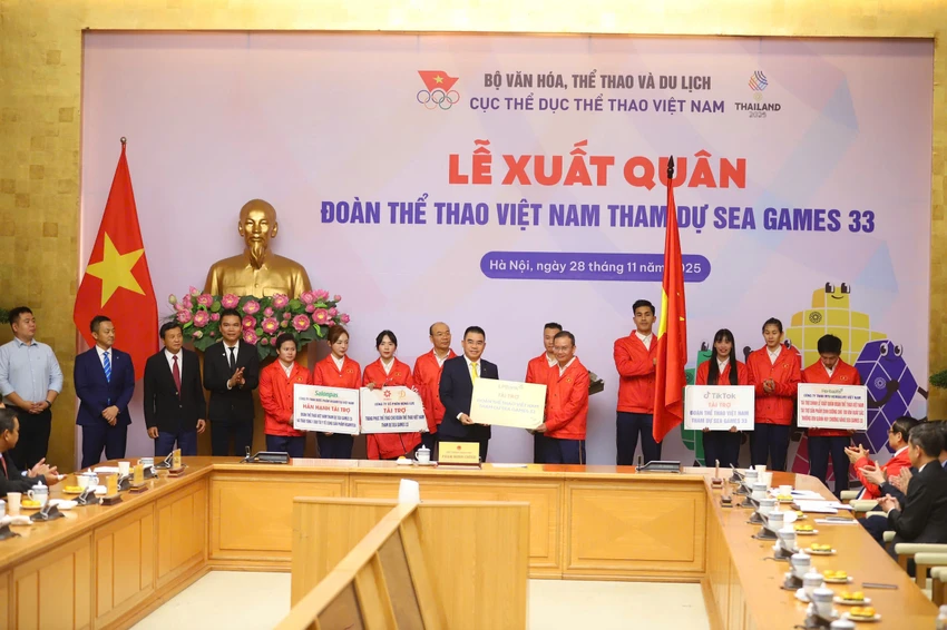 thanh-tich-noi-bat-cua-hot-girl-cam-co-cho-doan-the-thao-viet-nam-tai-sea-games-33 (1).jpg