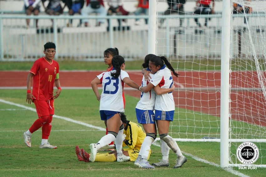 tuyen-viet-nam-roi-vao-the-tu-chien-voi-philippines (4).jpg