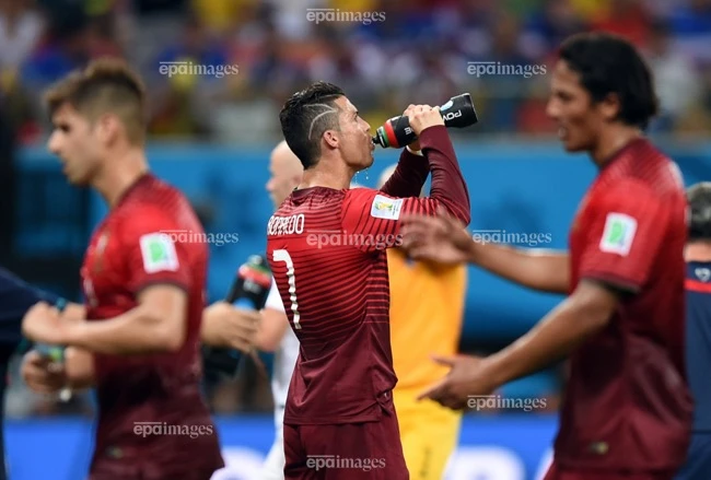 thoi-quen-ky-la-cua-ronaldo (4).jpg