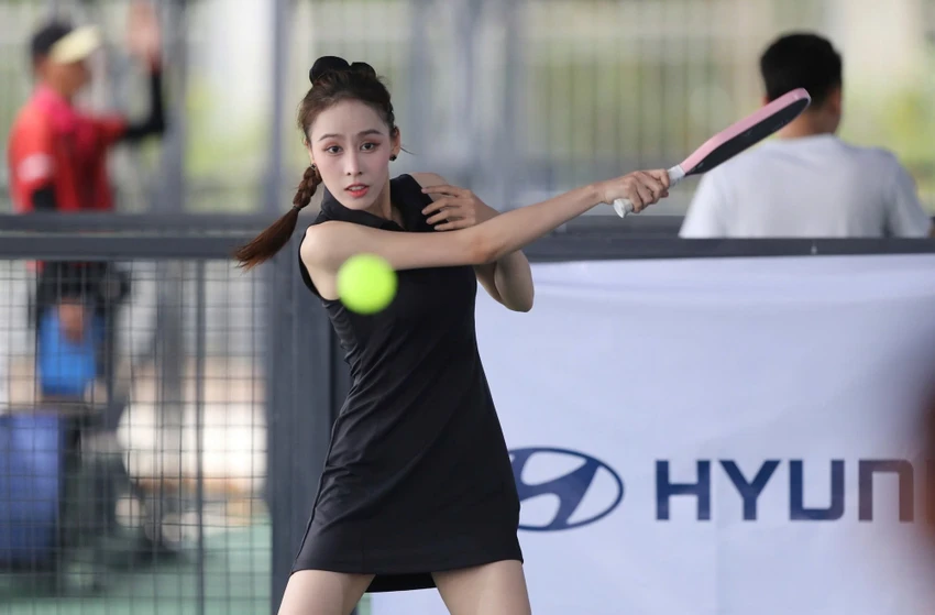 dan-sao-pickleball-va-nghe-si-noi-tieng-tranh-tai-voi-tong-giai-thuong-2-ti-dong (4).jpg