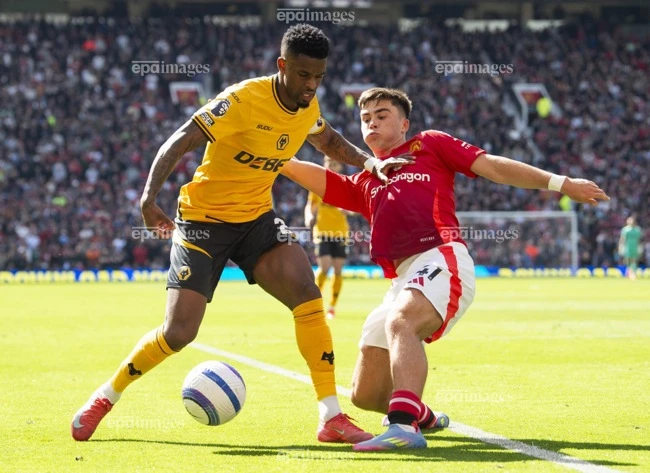 hlv-amorim-chi-trich-thang-mat-2-ngoi-sao-man-united (3).jpg