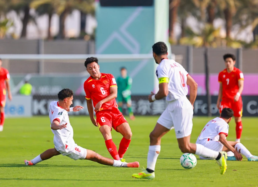 afc-ngo-ngang-voi-u-23-viet-nam-khi-qua-mat-ca-saudi-arabia (1).jpg