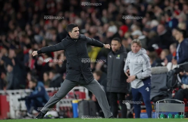 ngoai-hang-anh-dao-chieu-kich-tinh-mu-va-man-city-say-chan-arsenal-huong-loi-lon (3).jpg