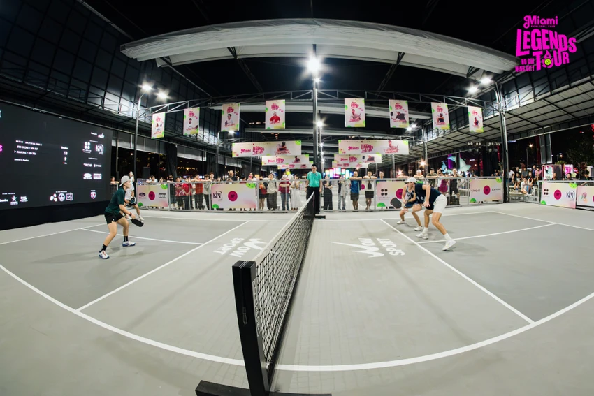 dan-sao-pickleball-the-gioi-do-bo-tp-hcm-san-dau-bung-no (3).JPG