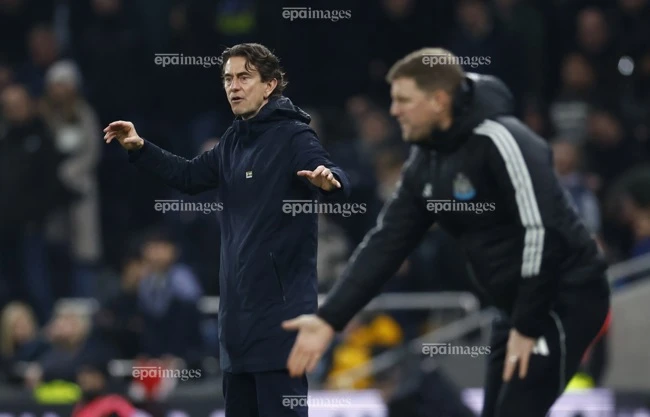 sau-thomas-frank-cua-tottenham-them-1-hlv-giai-ngoai-hang-anh-bay-ghe (3).jpg