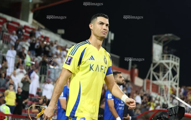 ronaldo-tai-xuat-sau-lum-xum-no-sung-dua-al-nassr-ap-sat-ngoi-dau (3).jpg