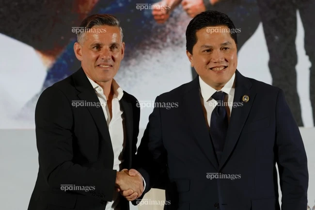 soc-khong-phai-tu-viet-nam-chu-tich-pssi-bi-to-giat-day-fifa-phat-bong-da-malaysia (1).jpg