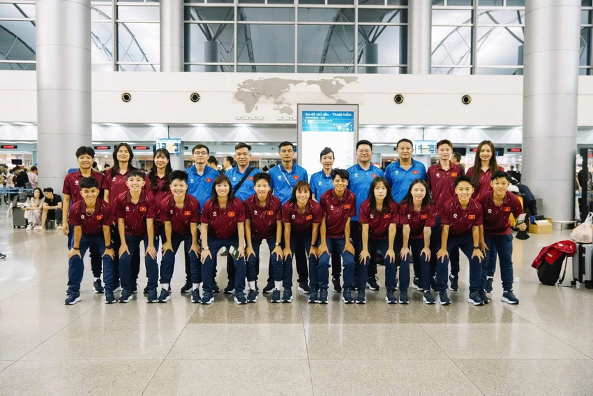 tuyen-viet-nam-khong-an-tet-o-nha (1).jpeg