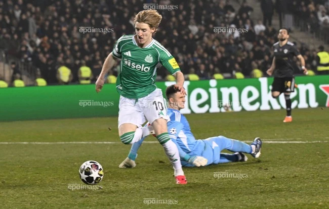 chan-dong-o-champions-league (2).jpg
