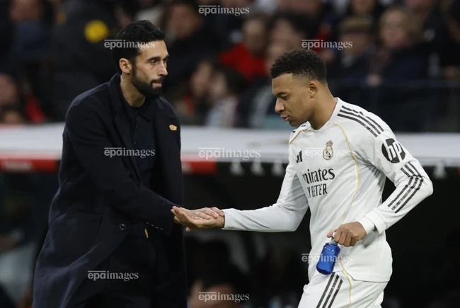 real-madrid-khong-mbappe-khong-bellingham-khong-thua-man-city (1).jpg