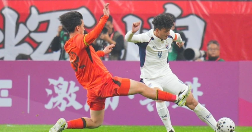dai-chien-viet-nam-thai-lan-nay-lua-tai-cfa-cup (5).jpg
