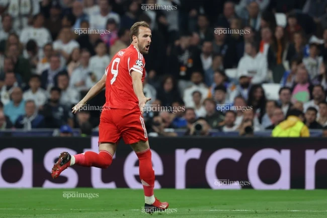 soc-bayern-munich-huy-diet-real-ngay-tai-thanh-dia-bernabeu (2).jpg
