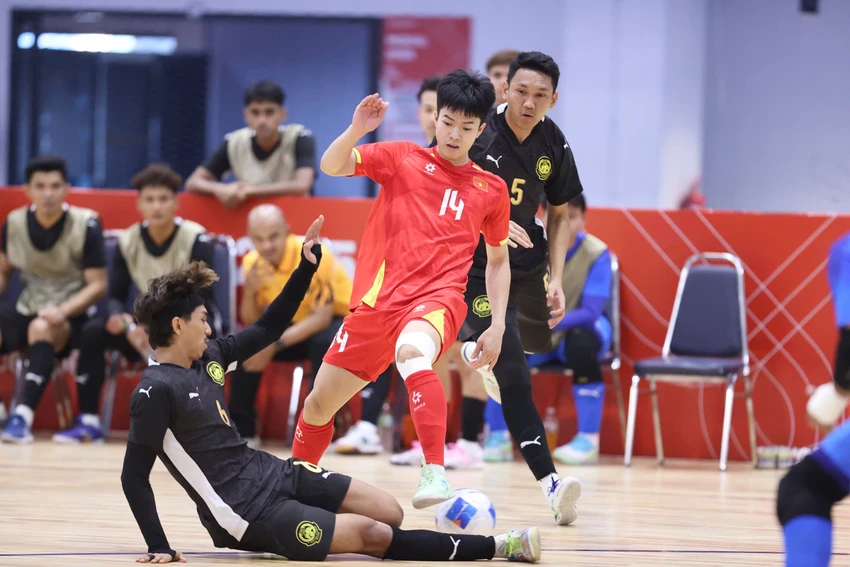 indonesia-at-via-tuyen-viet-nam-truoc-ban-ket-aff-cup (3).jpg