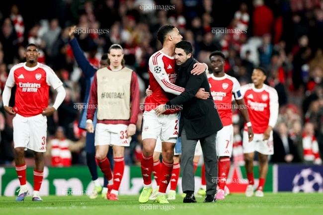 bayern-de-tho-arsenal-bat-an (2).jpg