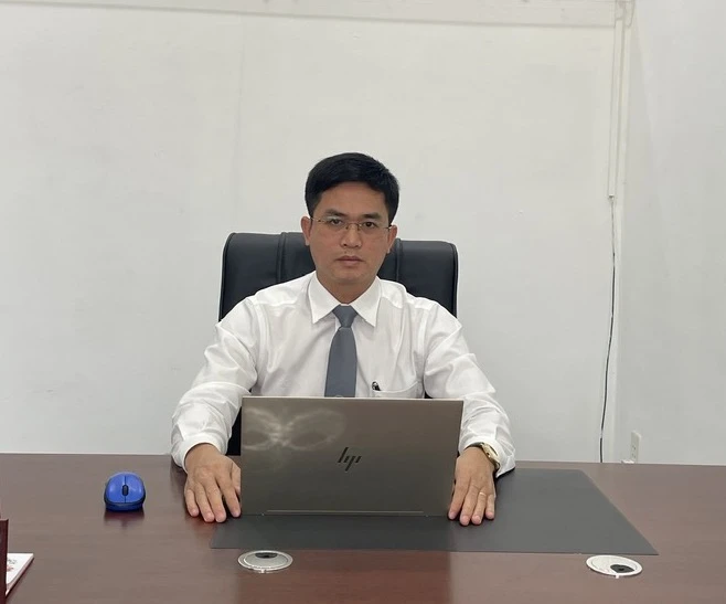 ls-cong-nhan.jpg