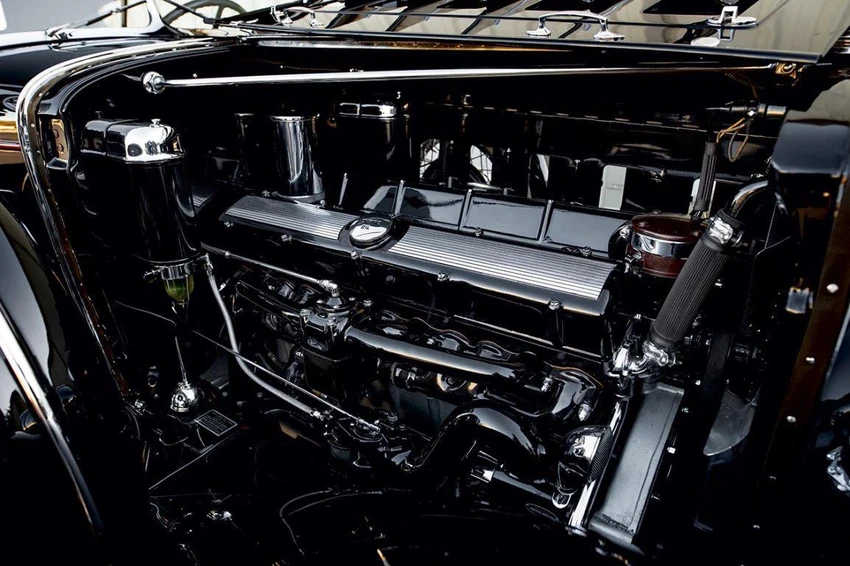 Series 90 là phiên bản kế nhiệm chiếc 452 của Cadillac. Ảnh: Hotcars