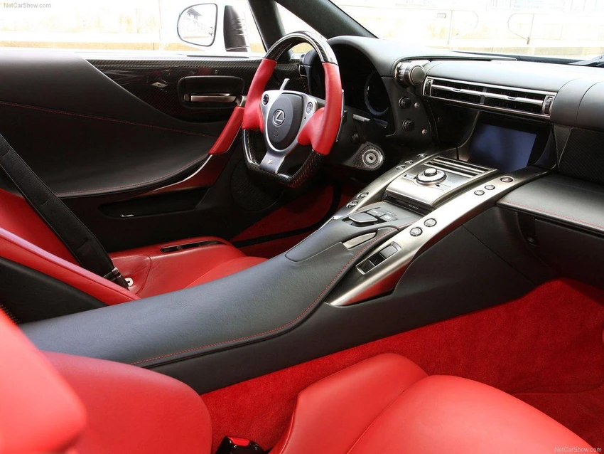 LFA hoàn toàn được thiết kế riêng. Ảnh: Hotcars LFA hoàn toàn được thiết kế riêng. Ảnh: Hotcars