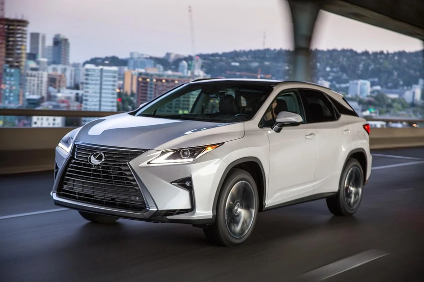 Lexus 'GX là một chiếc SUV cỡ lớn chứa được 7 hành khách và ra mắt lần đầu tiên vào năm 2002. Ảnh: Hotcars. Lexus 'GX là một chiếc SUV cỡ lớn chứa được 7 hành khách và ra mắt lần đầu tiên vào năm 2002. Ảnh: Hotcars.