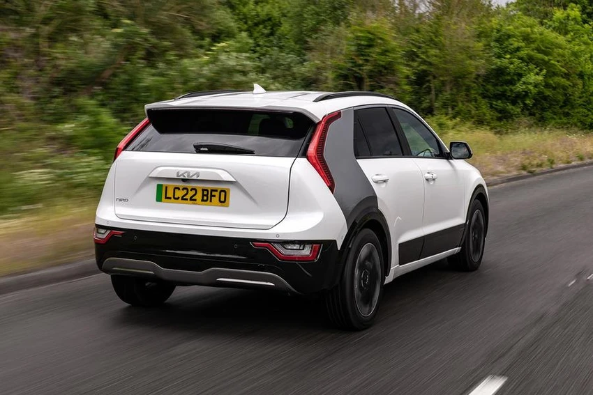Kia Niro EV được trang bị 3 thông số kỹ thuật. Ảnh: Aautocar.