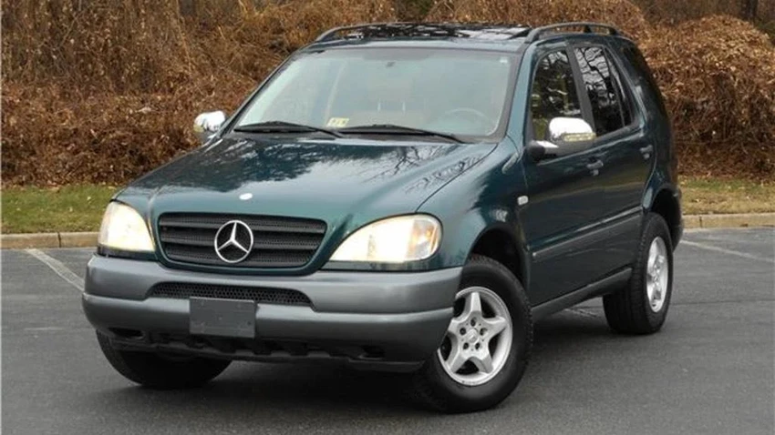 Mercedes-Benz ML320 là một chiếc SUV sang trọng và quý phái. Ảnh: Motorbiscuit. Mercedes-Benz ML320 là một chiếc SUV sang trọng và quý phái. Ảnh: Motorbiscuit.
