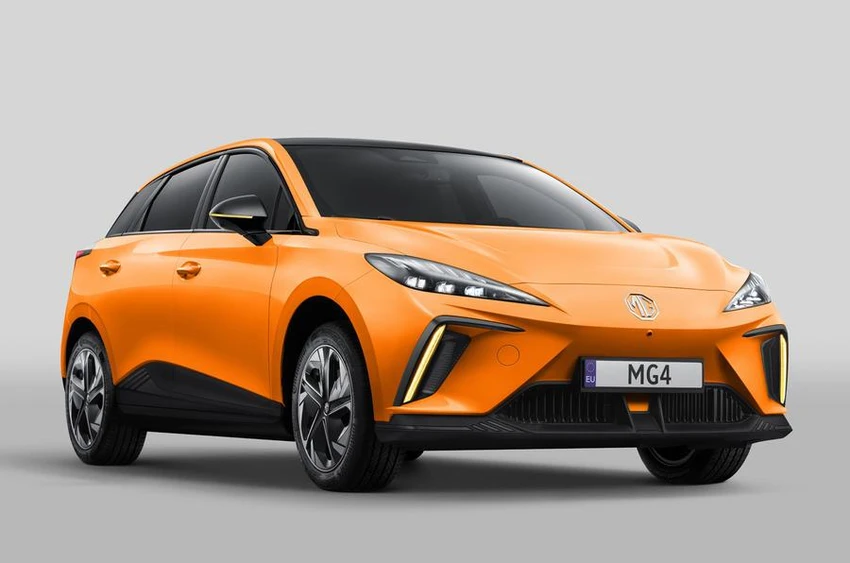 MG 4 EV có giá hơn 700 triệu với phạm vi lên đến 450 km. Ảnh: Autocar.