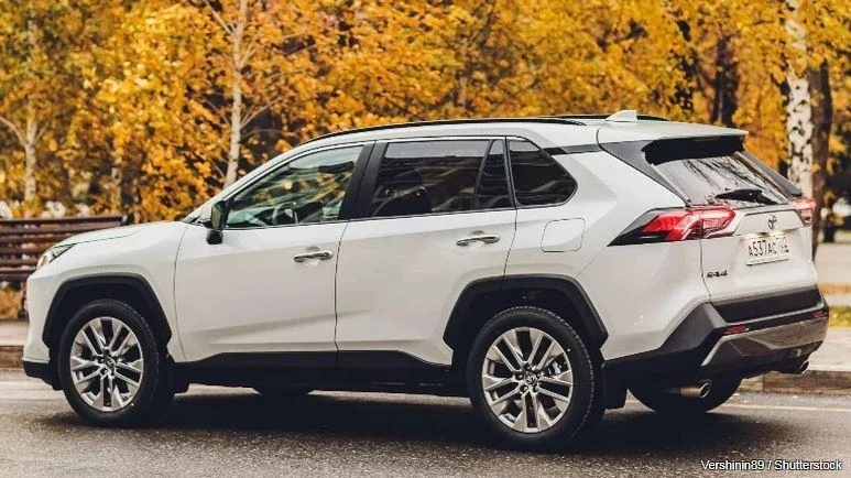 Toyota Rav4 2019. Ảnh: Slashgear. Toyota Rav4 2019. Ảnh: Slashgear.