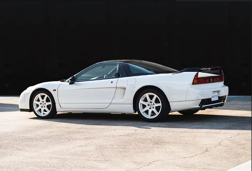 Honda NSX Loại R. Ảnh: Hotcars. Honda NSX Loại R. Ảnh: Hotcars.