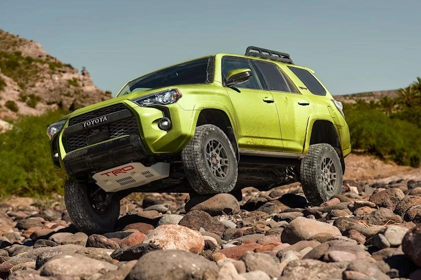 Màu xanh nõn chuối của Toyota. Ảnh: Carbuzz. Màu xanh nõn chuối của Toyota. Ảnh: Carbuzz.