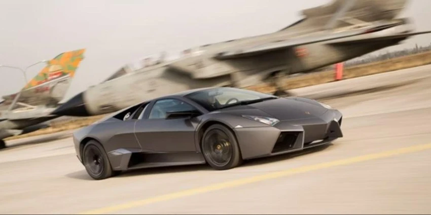 Lamborghini Reventon. Ảnh: Hotcars. Lamborghini Reventon. Ảnh: Hotcars.