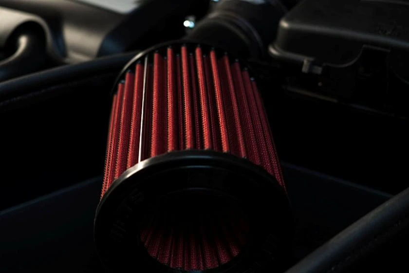 Độ âm thanh. Ảnh: Carbuzz. Độ âm thanh. Ảnh: Carbuzz.