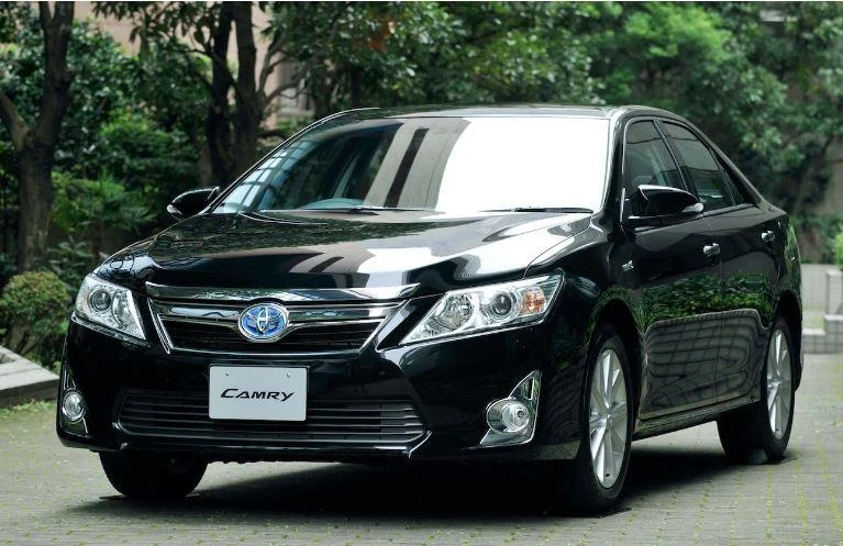 Toyota Camry Hybrid 2011 với giá 8.518 đô la (tương đương dưới 200 triệu đồng). Ảnh: Motorbiscuit. Toyota Camry Hybrid 2011 với giá 8.518 đô la (tương đương dưới 200 triệu đồng). Ảnh: Motorbiscuit.